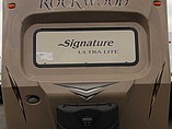 2016 Forest River Rockwood Signature Ultra Lite Photo #11