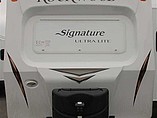 2016 Forest River Rockwood Signature Ultra Lite Photo #7