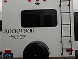 2016 Forest River Rockwood Signature Ultra Lite Photo #8