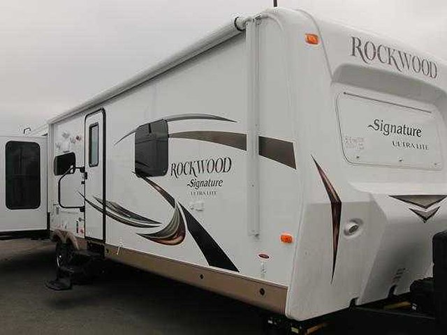 16 Forest River Rockwood Signature Ultra Lite