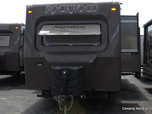 2015 Forest River Rockwood Signature Ultra Lite Photo