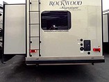 2015 Forest River Rockwood Signature Ultra Lite Photo #6