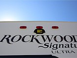 2016 Forest River Rockwood Signature Ultra Lite Photo #19