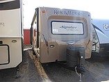 2015 Forest River Rockwood Signature Ultra Lite Photo #2