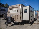 2015 Forest River Rockwood Signature Ultra Lite Photo #3