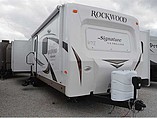 2015 Forest River Rockwood Signature Ultra Lite Photo #3
