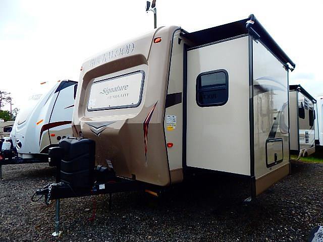 2016 Forest River Rockwood Signature Ultra Lite Photo