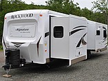2015 Forest River Rockwood Signature Ultra Lite Photo #3