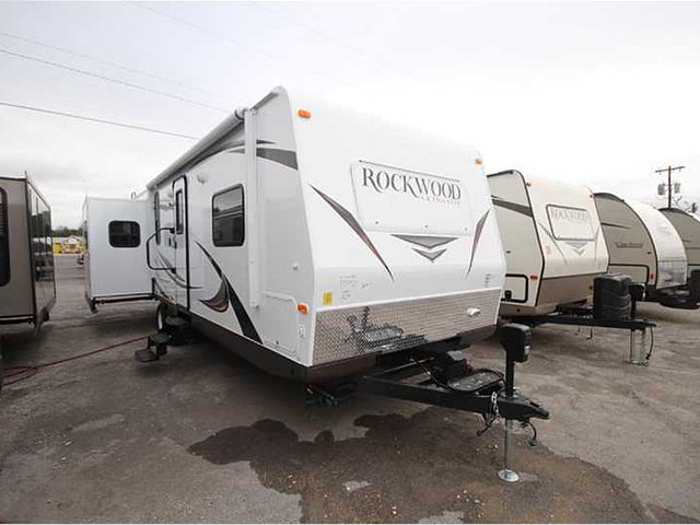 2015 Forest River Rockwood Ultra Lite Photo