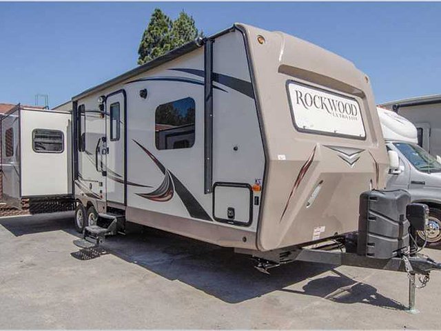 2016 Forest River Rockwood Ultra Lite Photo