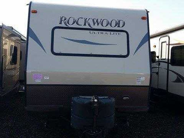 2015 Forest River Rockwood Ultra Lite Photo