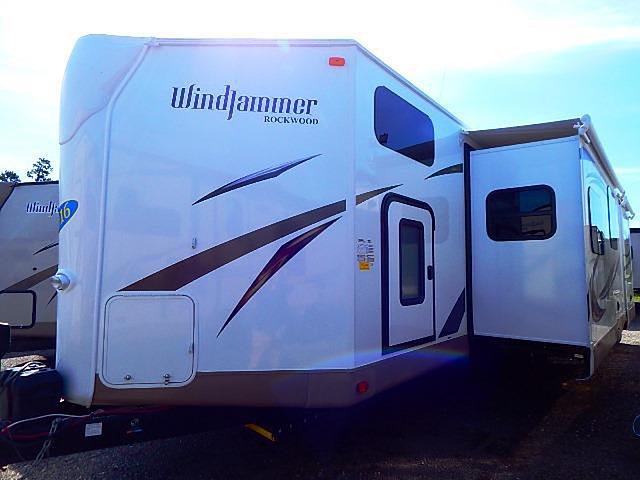 2016 Forest River Rockwood Windjammer Photo