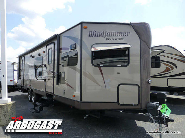 2015 Forest River Rockwood Windjammer Photo