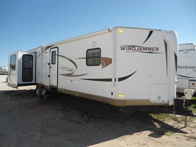 11 Forest River Rockwood Windjammer