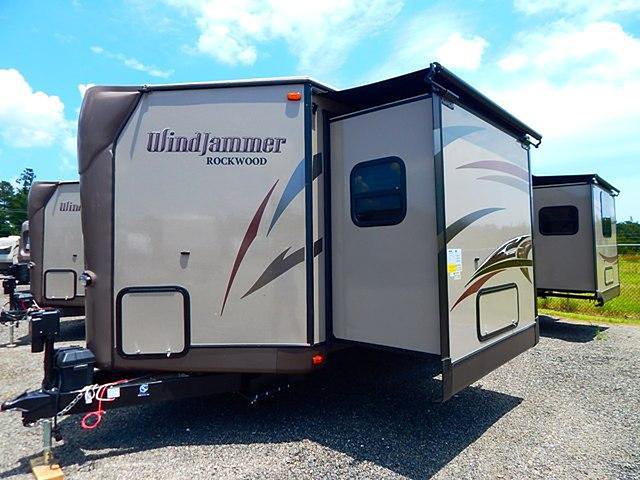 15 Forest River Rockwood Windjammer