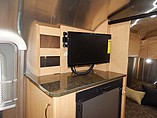 2015 Airstream Flying Cloud Photo #19