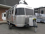 15 Airstream Flying Cloud