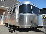 15 Airstream Flying Cloud