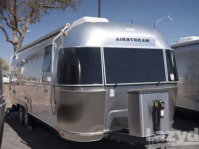 2015 Airstream Eddie Bauer Photo