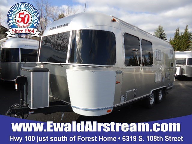 2015 Airstream Flying Cloud Photo