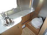 2014 Airstream Flying Cloud Photo #17