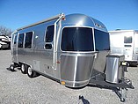 2015 Airstream Flying Cloud Photo #2