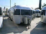 14 Airstream Flying Cloud