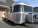 15 Airstream Flying Cloud