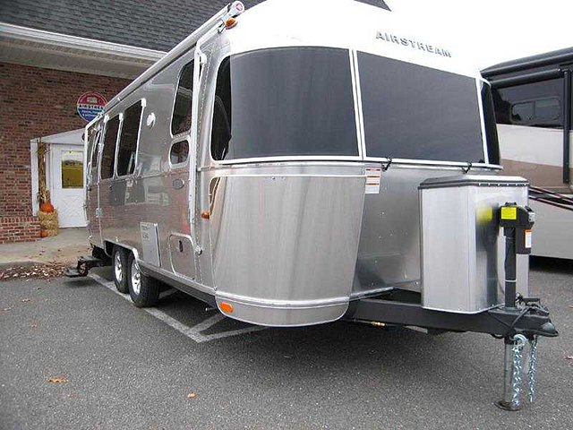 2015 Airstream Flying Cloud Photo