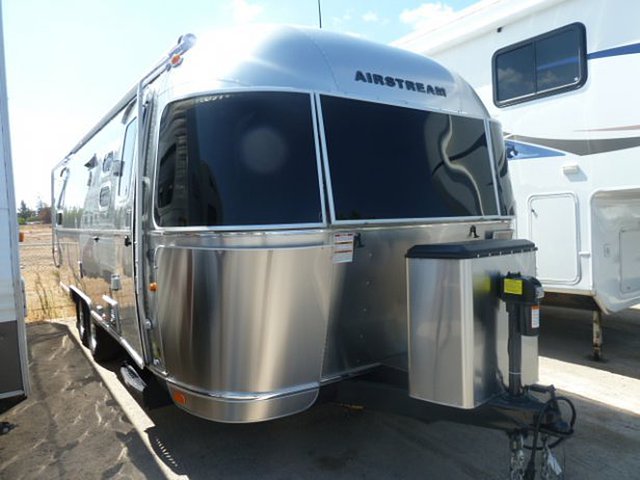 2015 Airstream Flying Cloud Photo