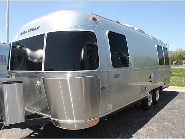 2015 Airstream Flying Cloud Photo