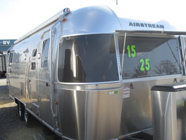 2015 Airstream Flying Cloud Photo