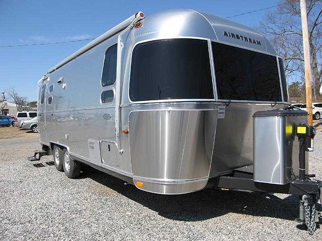 2015 Airstream Flying Cloud Photo