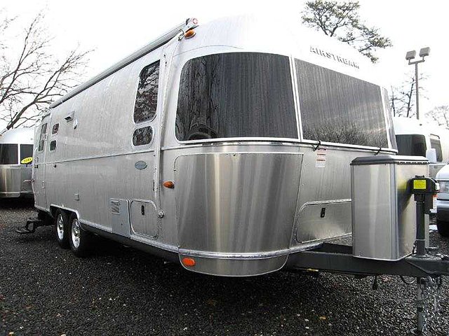 2015 Airstream Flying Cloud Photo