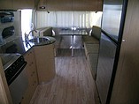 2014 Airstream Flying Cloud Photo #10