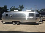 2015 Airstream Flying Cloud Photo #3