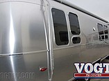 2015 Airstream Flying Cloud Photo #3