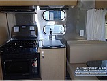 2013 Airstream Flying Cloud Photo #8