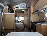 2015 Airstream Flying Cloud Photo #4