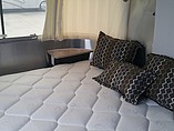 2014 Airstream International Photo #12