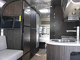 2015 Airstream International Photo #7