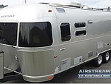 2012 Airstream International Photo #3