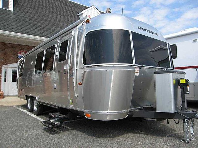 2015 Airstream Flying Cloud Photo