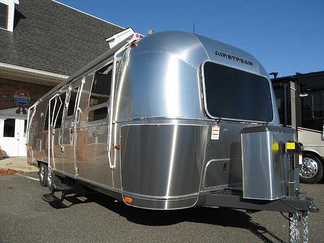 2015 Airstream Flying Cloud Photo