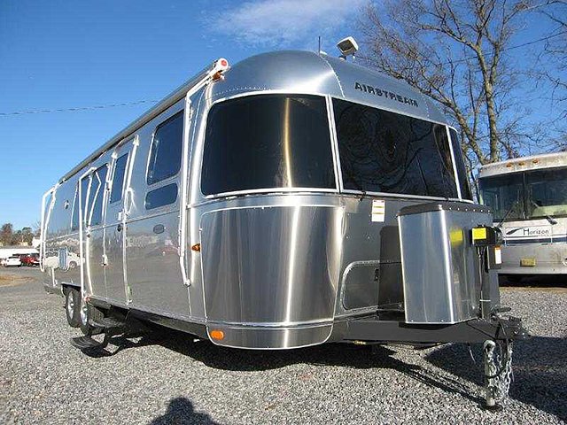 2015 Airstream Flying Cloud Photo