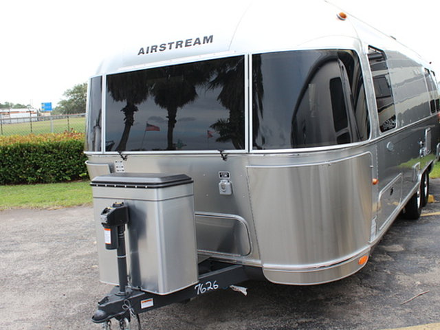 2014 Airstream Flying Cloud Photo