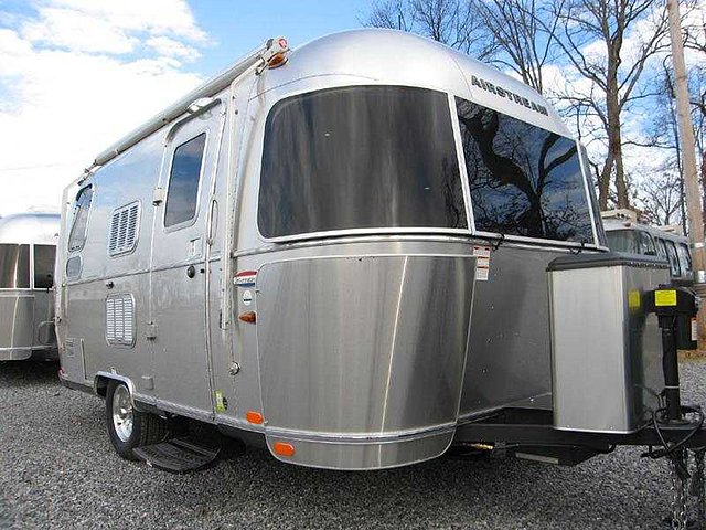 2015 Airstream International Serenity Photo