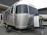 15 Airstream International Serenity