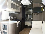 2015 Airstream International Photo #7