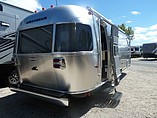 2015 Airstream International Photo #4